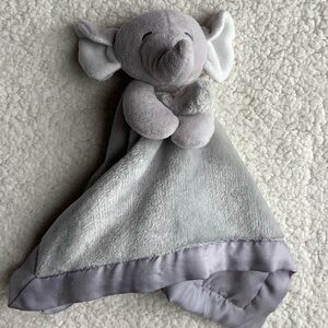 Carters Elephant Lovey Security Blanket Baby Comfort Plush 🤍🐘